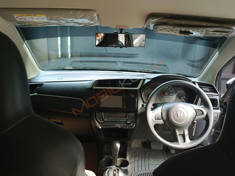 Mobil Honda Brio 2020