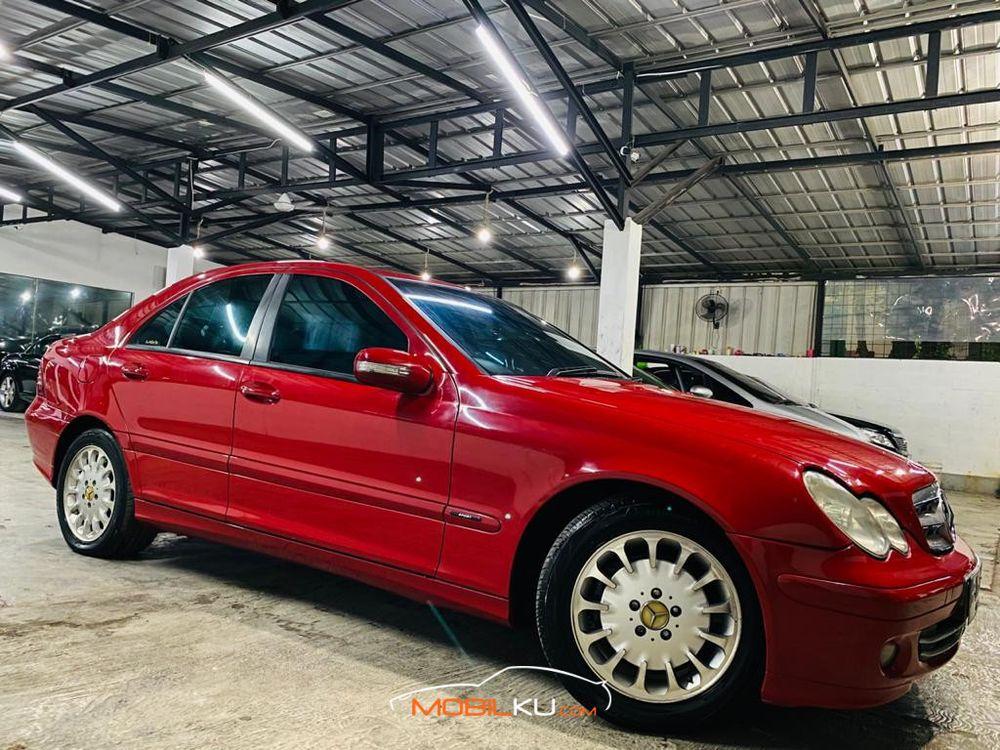 Mobil Mercedes-Benz C-Class 2016