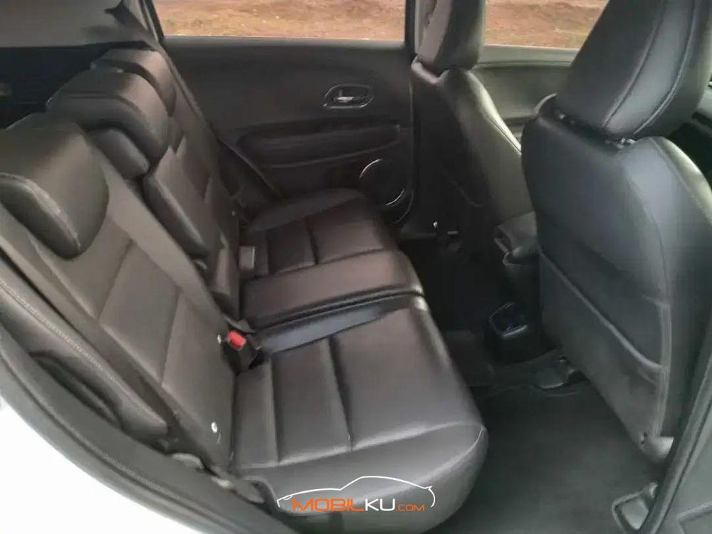 Mobil Honda HR-V 2018