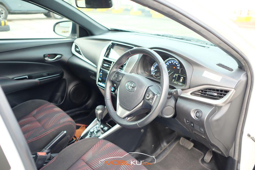 Mobil Toyota Yaris 2019