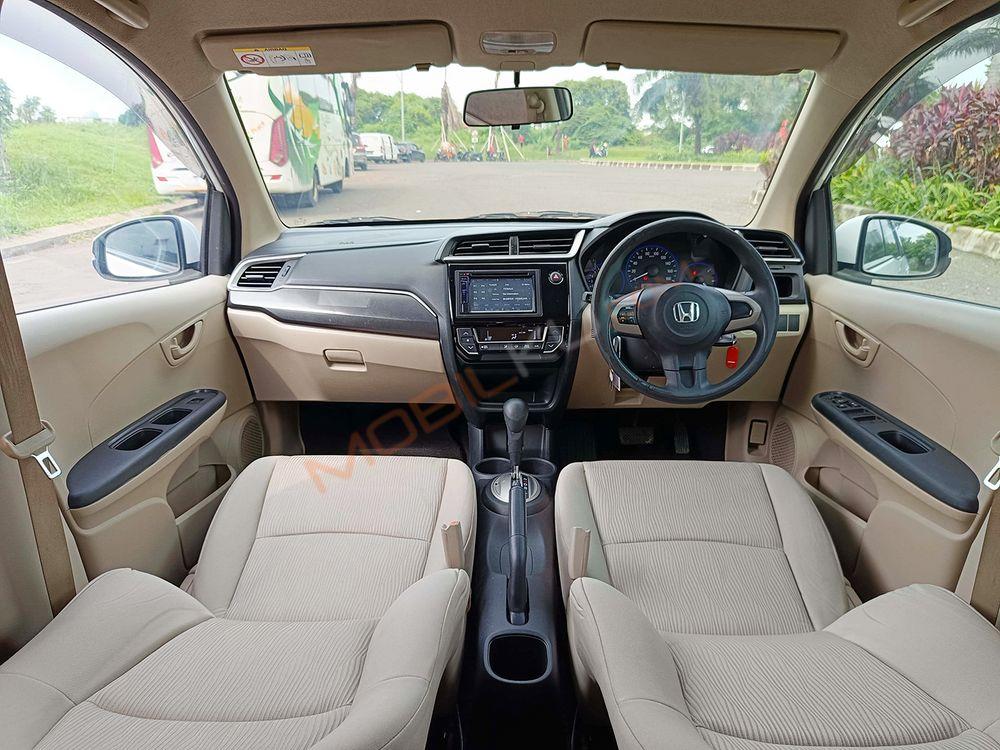 Mobil Honda Mobilio 2017