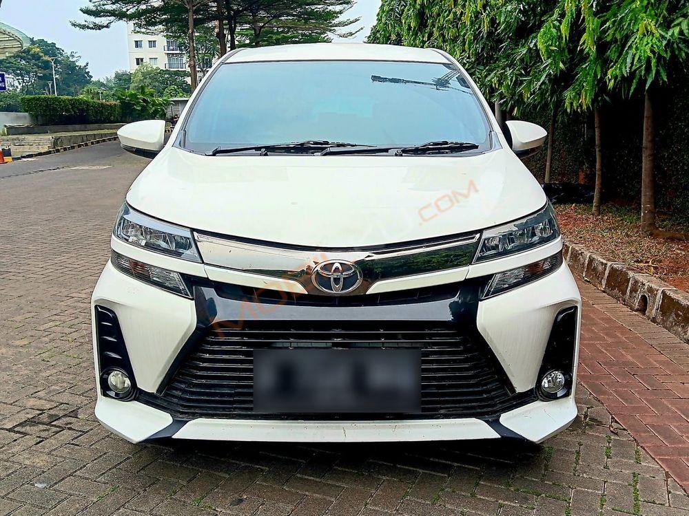 Mobil Toyota Avanza 2021
