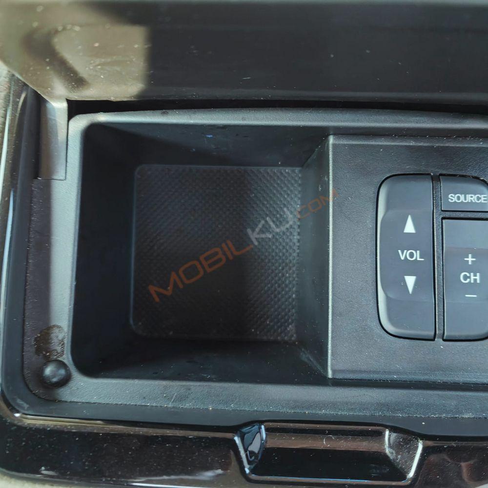 Mobil Honda Accord 2017