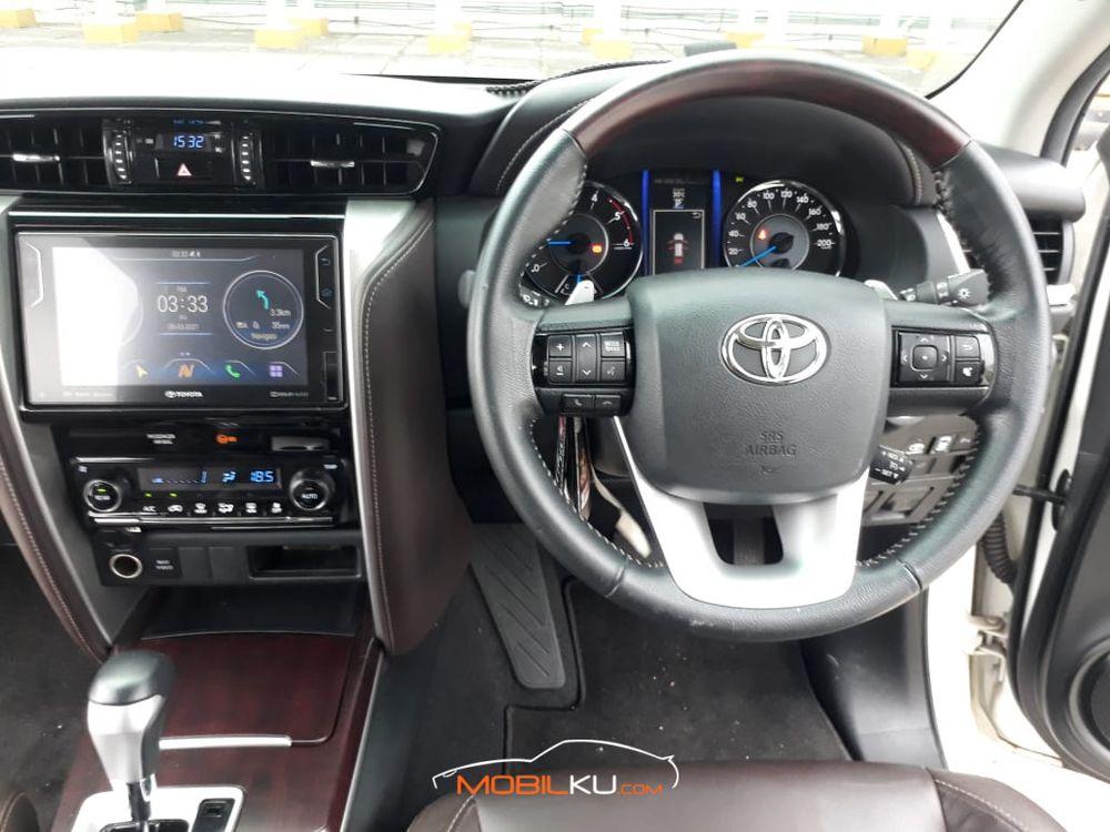 Mobil Toyota Fortuner 2018