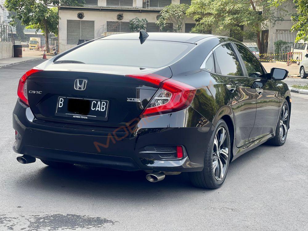 Mobil Honda Civic Sedan 2017