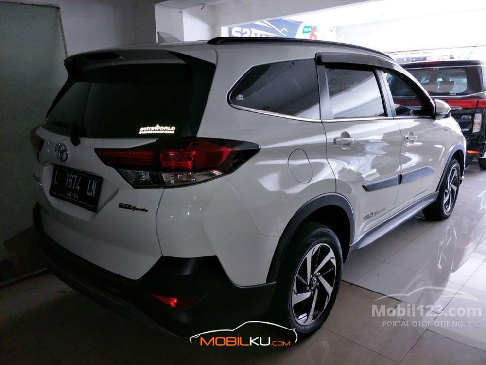 Mobil Toyota Rush 2019