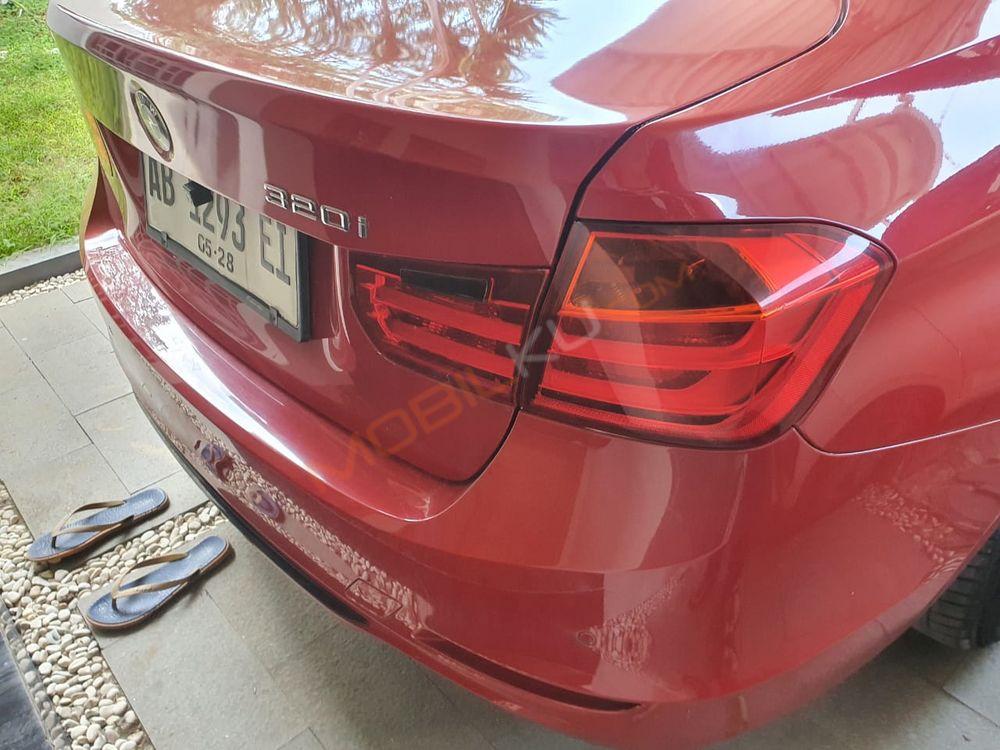 Mobil BMW 3 Series 2013