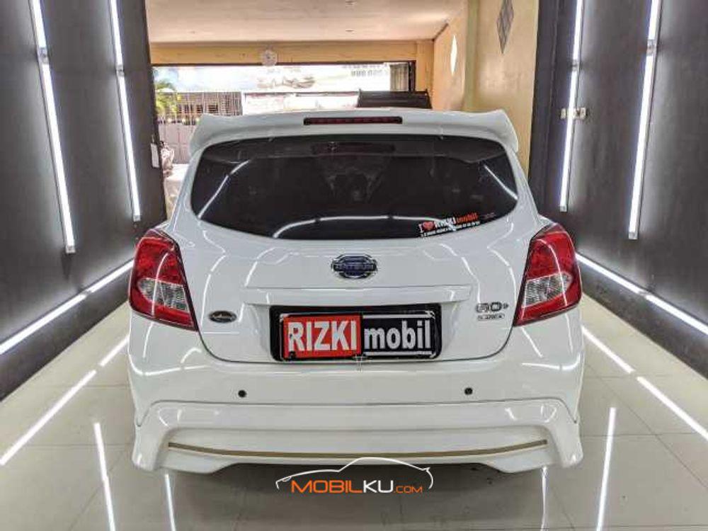 Mobil Datsun GO+ 2016