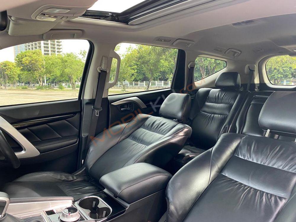 Mobil Mitsubishi Pajero Sport 2021