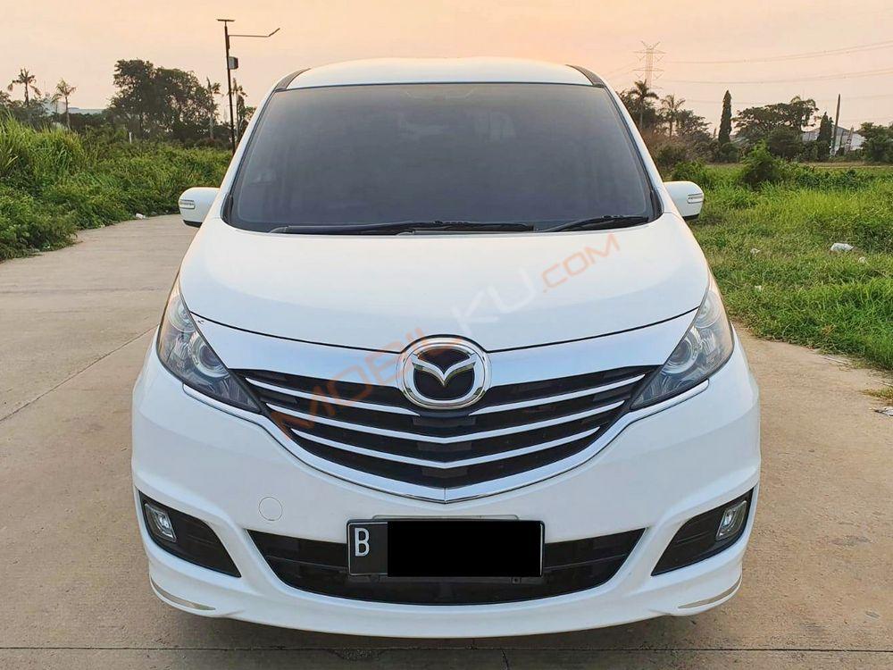 Mobil Mazda Biante 2013