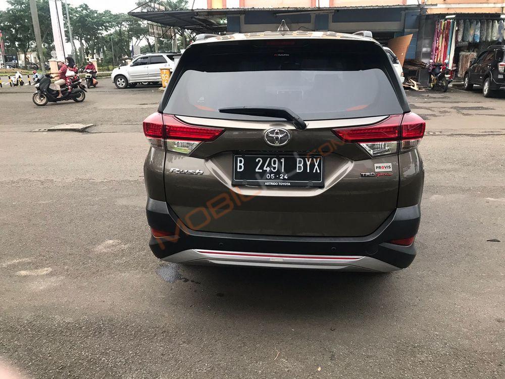 Mobil Toyota Rush 2019
