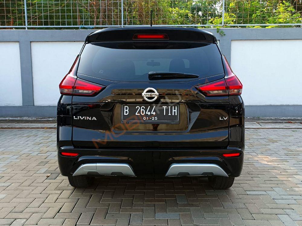 Mobil Nissan Livina 2019