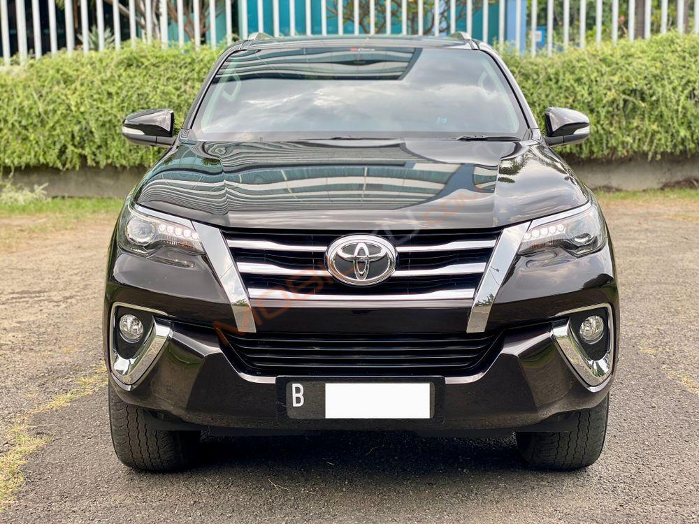 Mobil Toyota Fortuner 2016