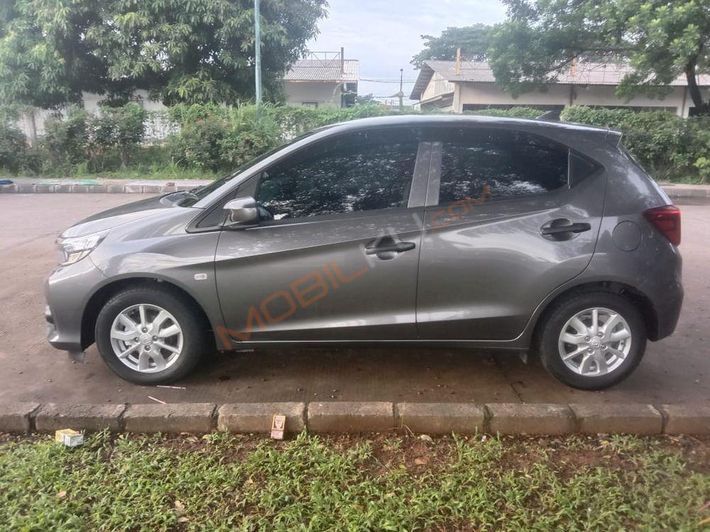 Mobil Honda Brio 2021
