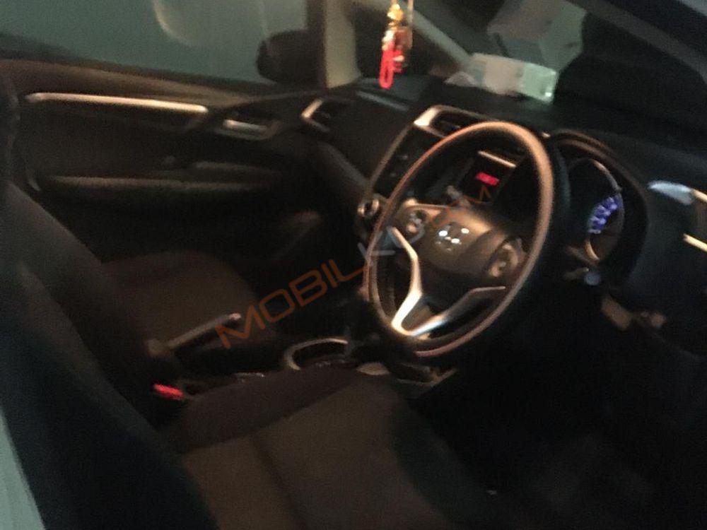 Mobil Honda Jazz 2015