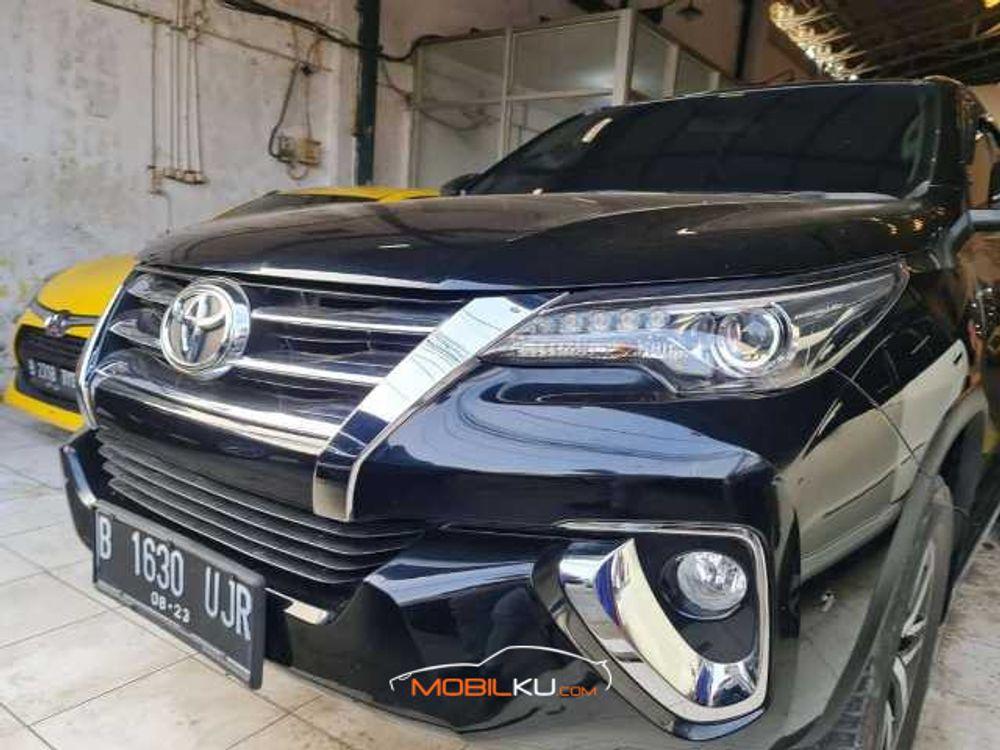 Mobil Toyota Fortuner 2018