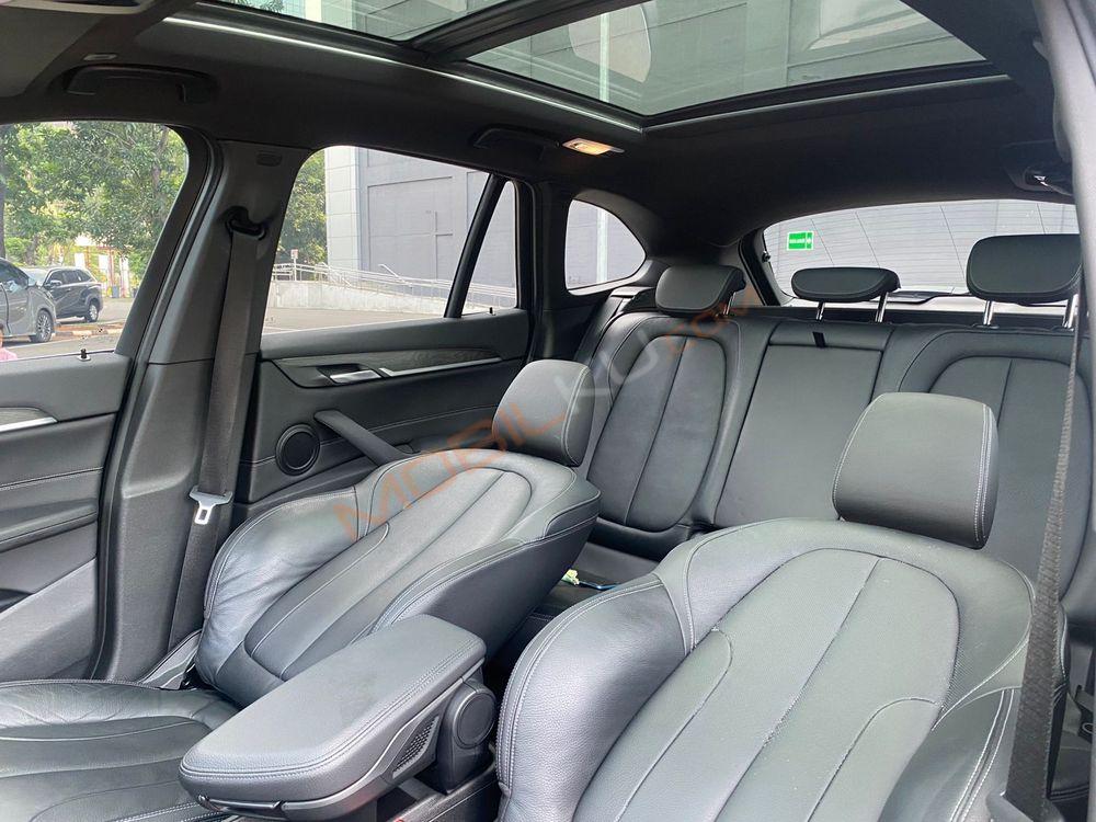 Mobil BMW X1 2019