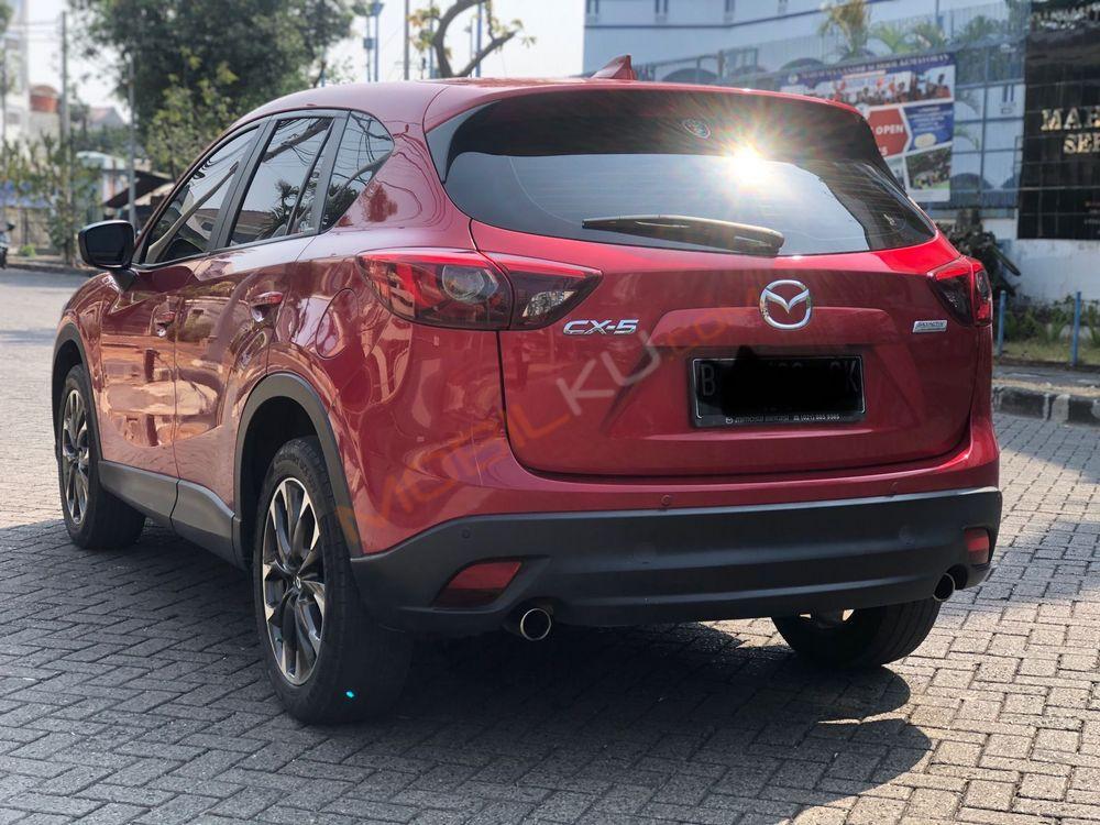 Mobil Mazda CX-5 2015
