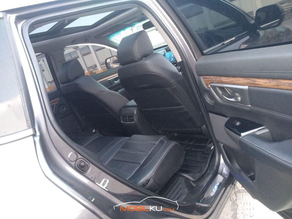 Mobil Honda CR-V 2018
