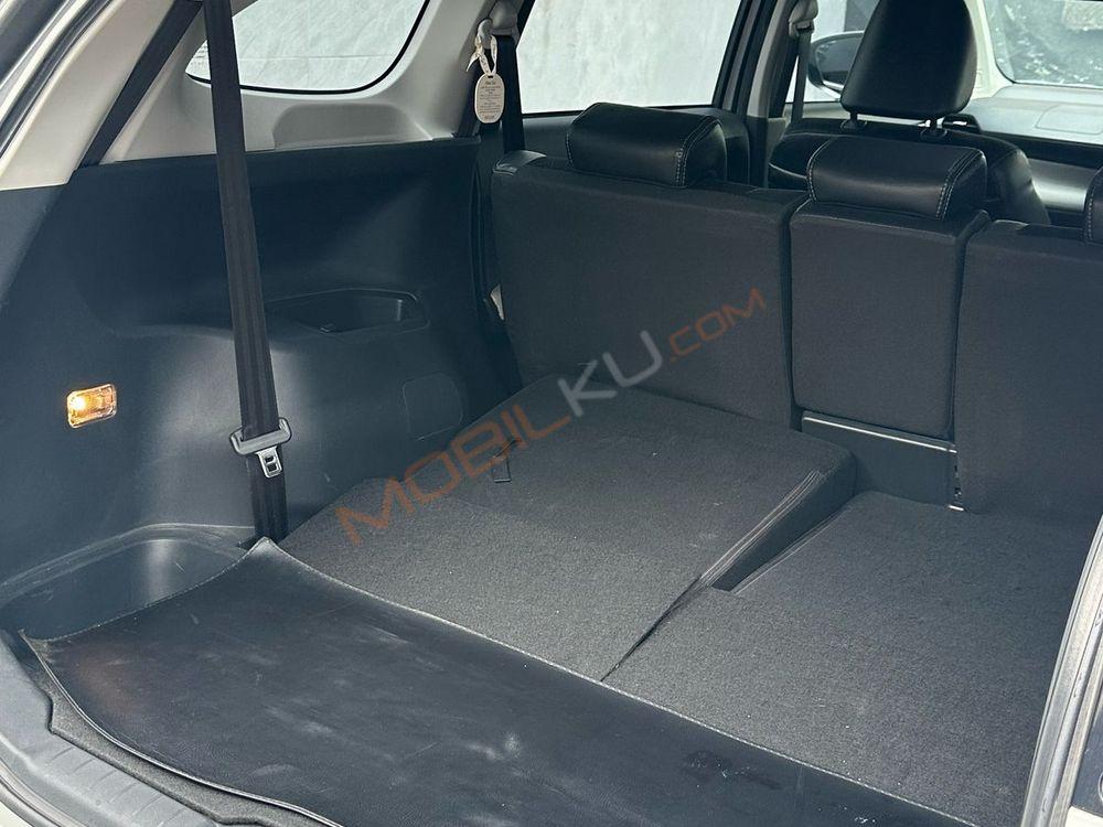 Mobil Toyota Veloz 2021
