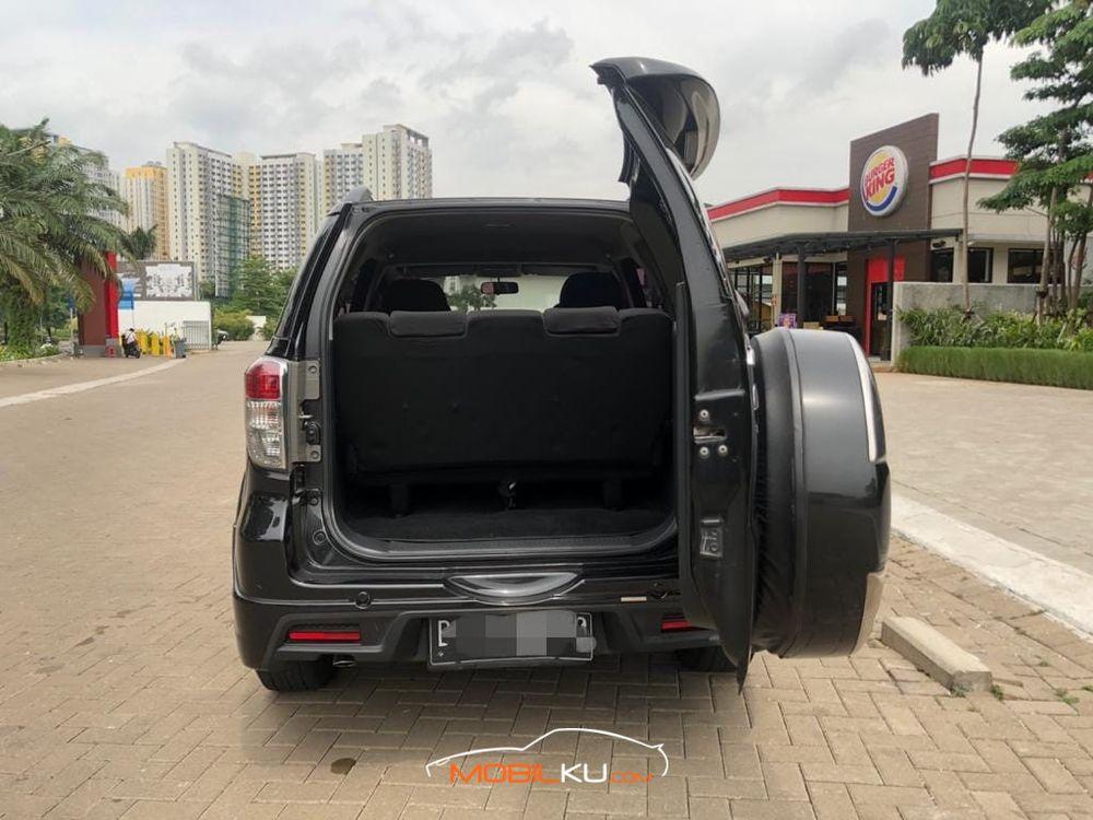 Mobil Toyota Rush 2014