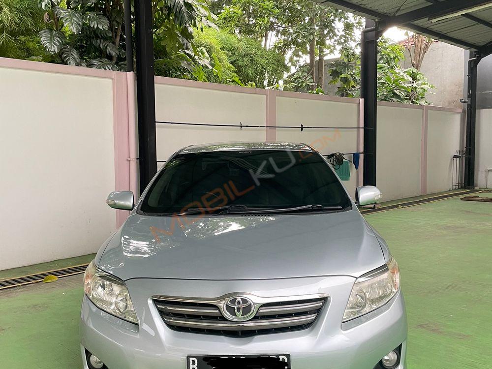 Mobil Toyota Corolla 2009