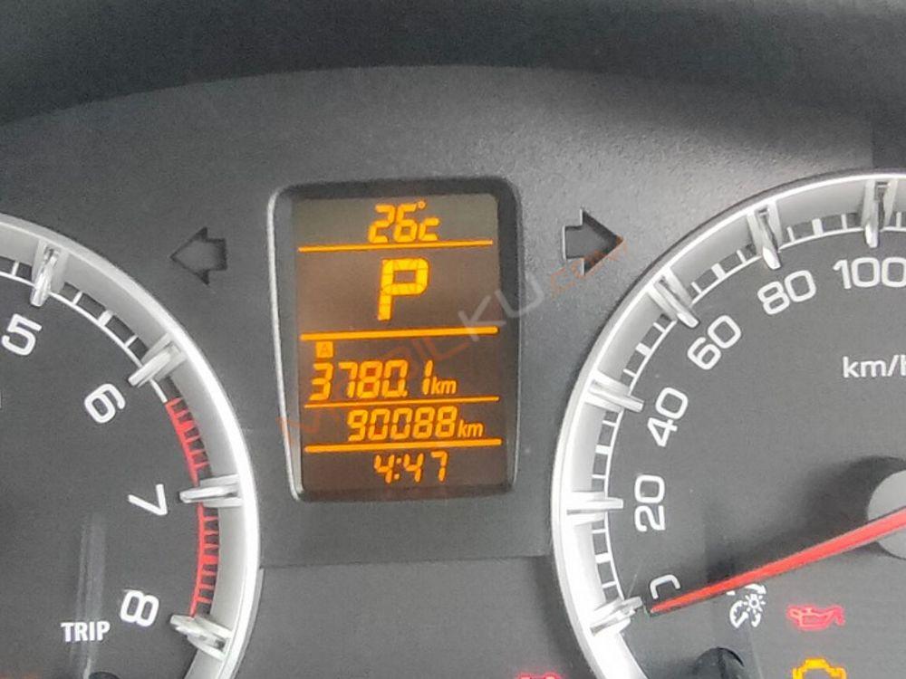 Mobil Suzuki Ertiga 2016