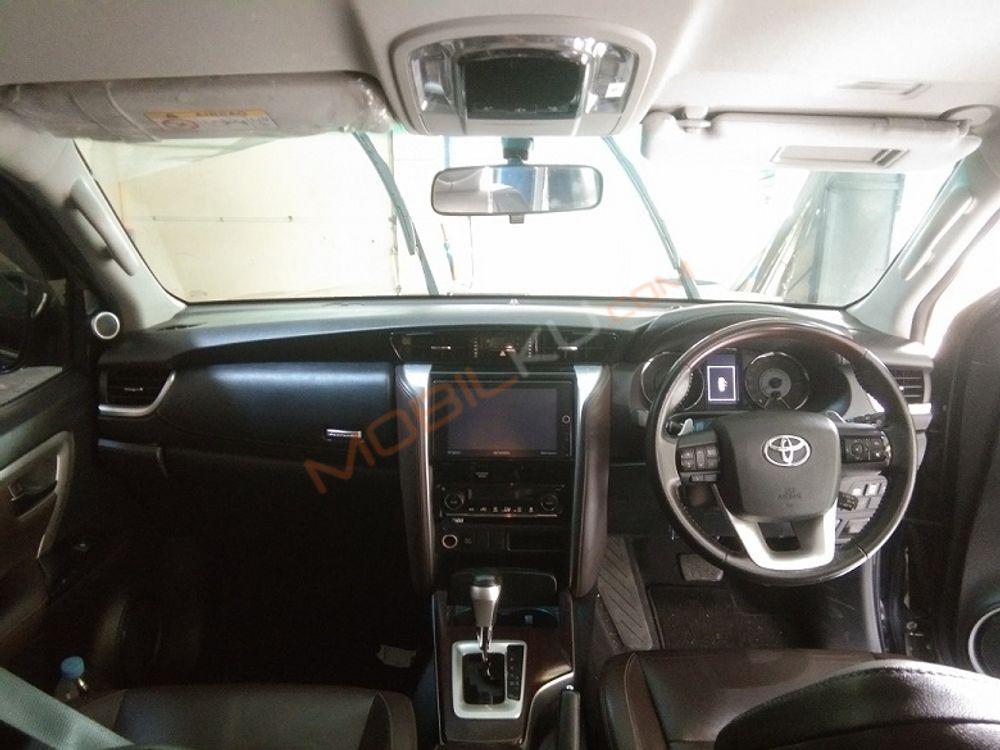 Mobil Toyota Fortuner 2018