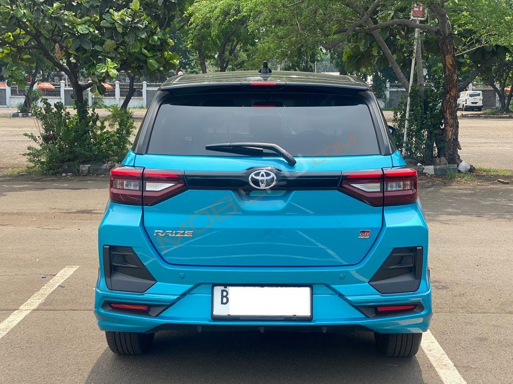 Mobil Toyota Raize 2023