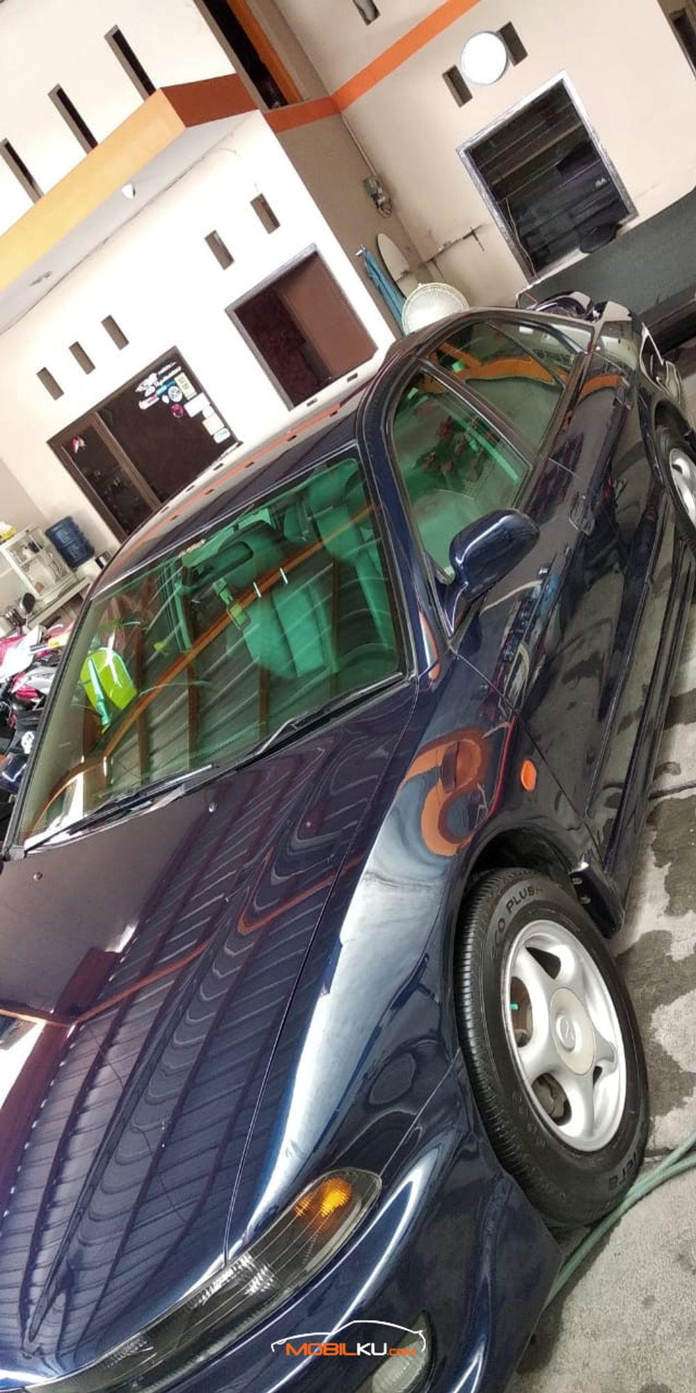 Mobil Mitsubishi Galant 1998