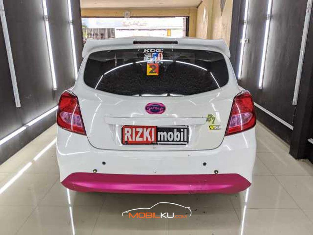 Mobil Datsun GO+ 2015