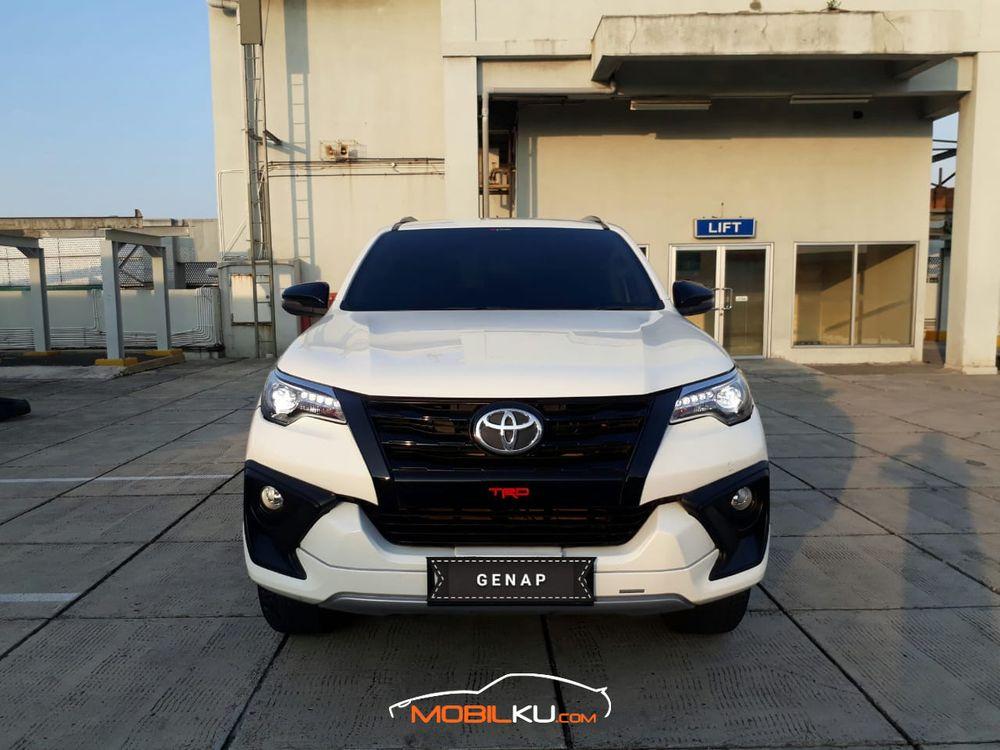 Mobil Toyota Fortuner 2018