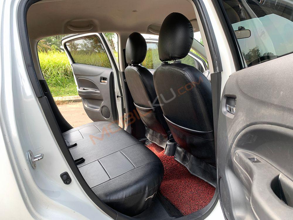 Mobil Mitsubishi Mirage 2016