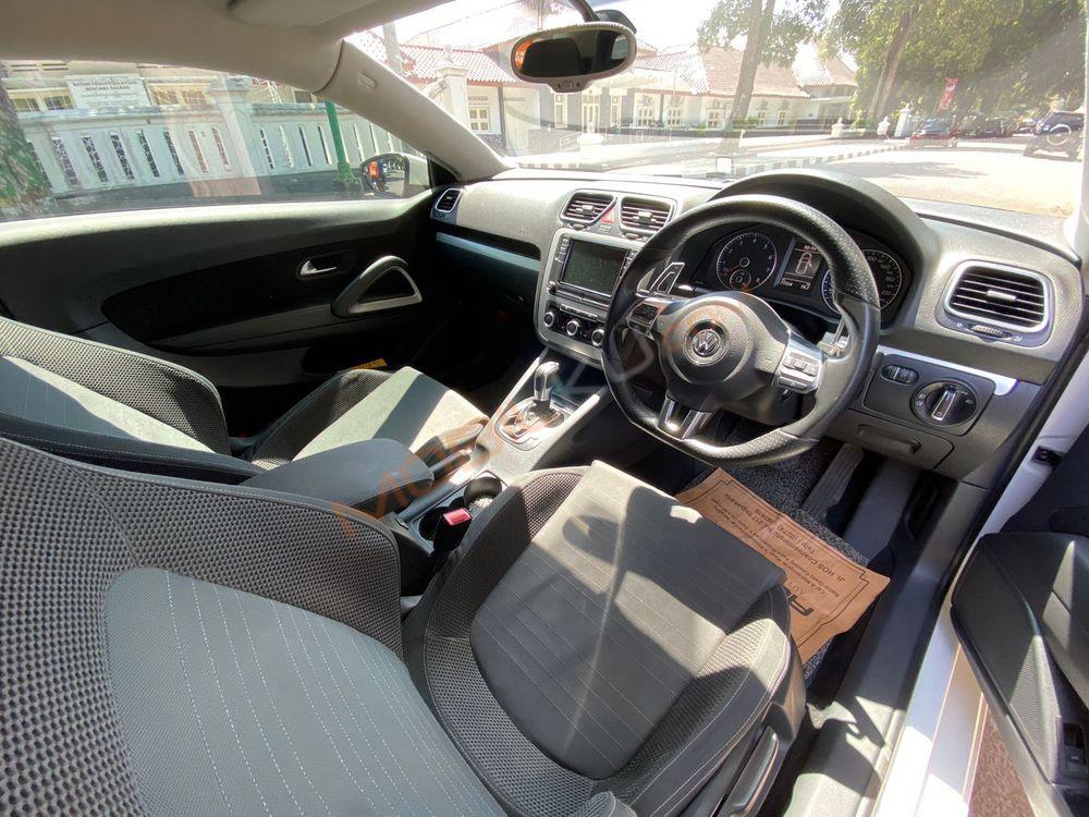 Mobil Volkswagen Scirocco 2013