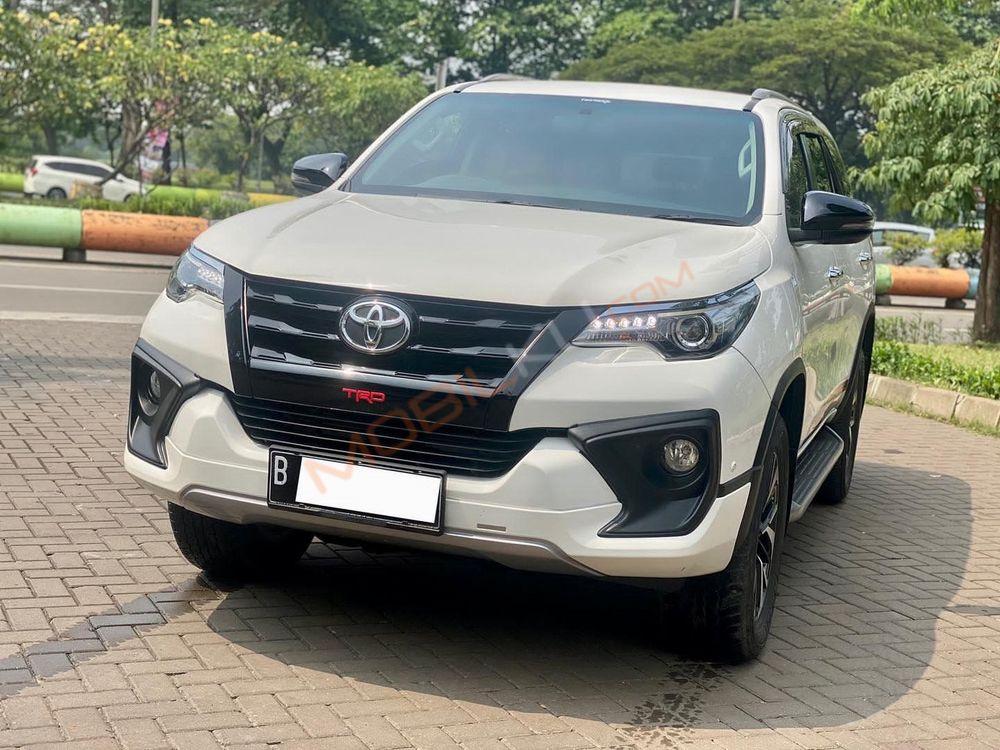 Mobil Toyota Fortuner 2019