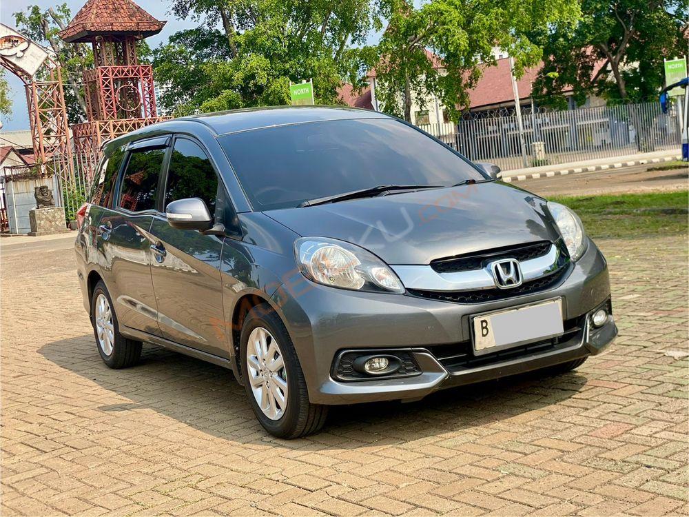 Mobil Honda Mobilio 2014