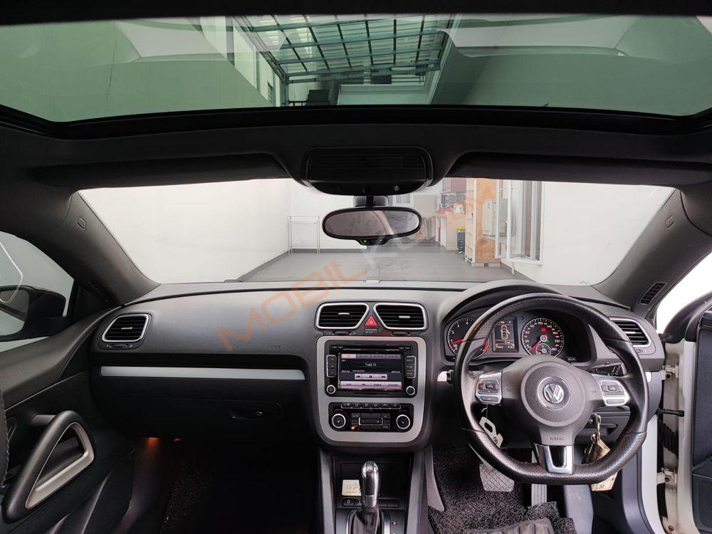 Mobil Volkswagen Scirocco 2011