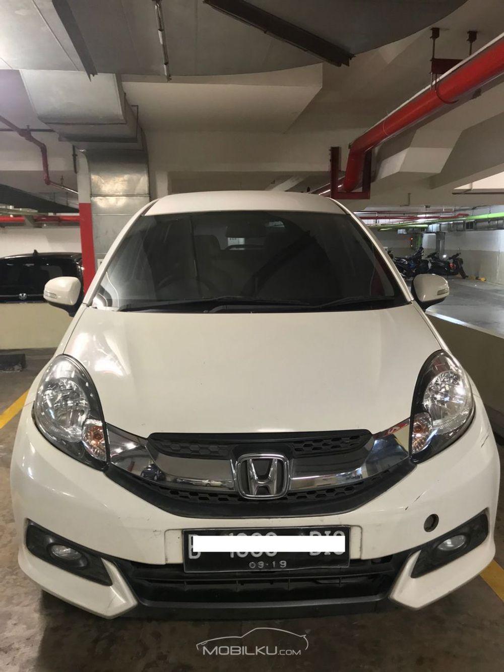 Mobil Honda Mobilio 2014