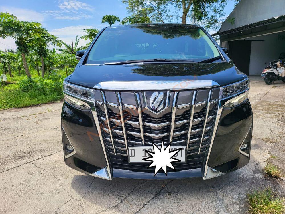 Mobil Toyota Alphard 2019