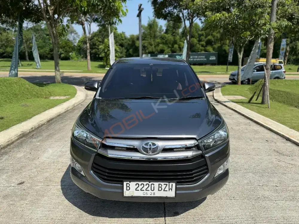 Mobil Toyota Kijang Innova 2018