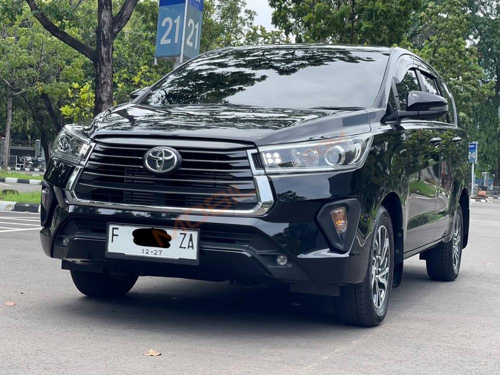 Mobil Toyota Kijang Innova 2022