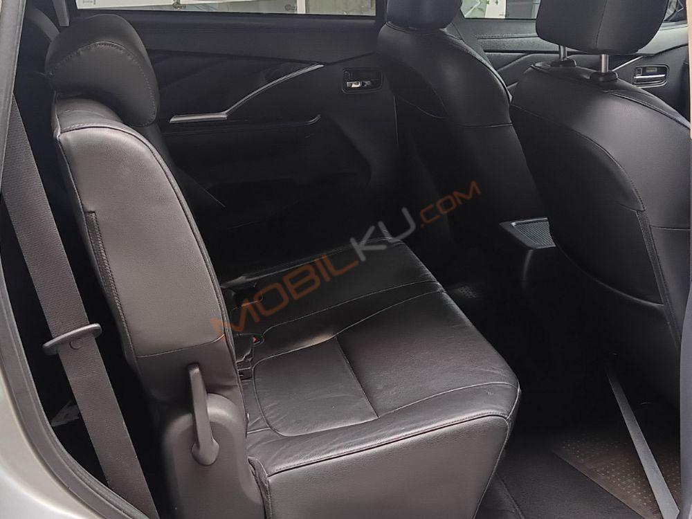 Mobil Nissan Livina 2019