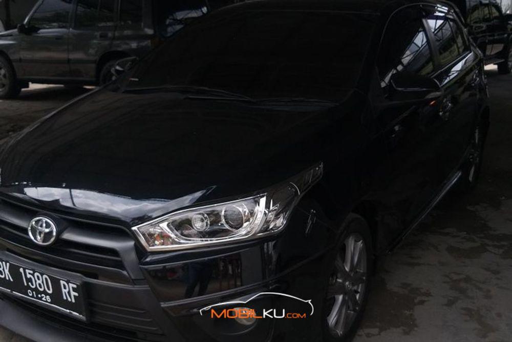 Mobil Toyota Yaris 2017