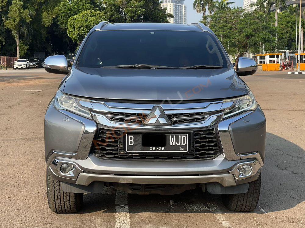 Mobil Mitsubishi Pajero Sport 2016