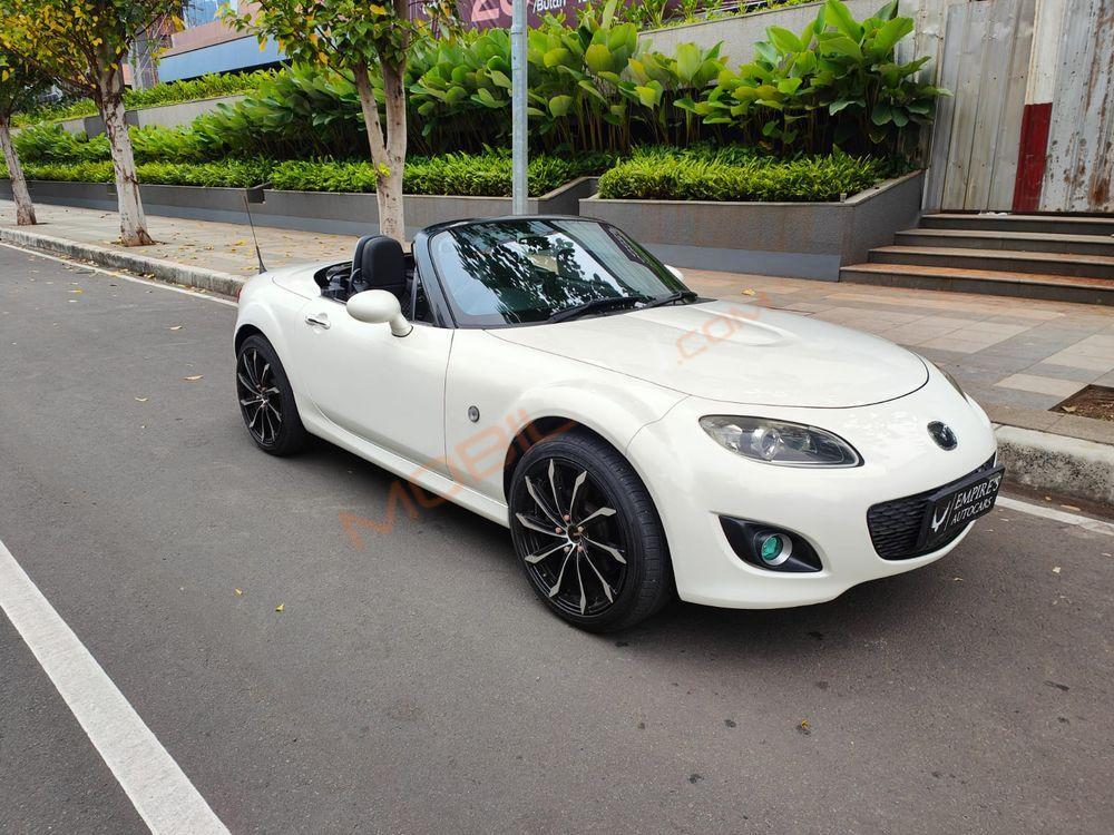Mobil Mazda MX-5 Miata 2012