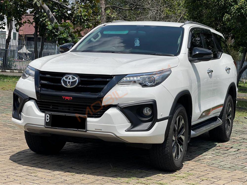 Mobil Toyota Fortuner 2019