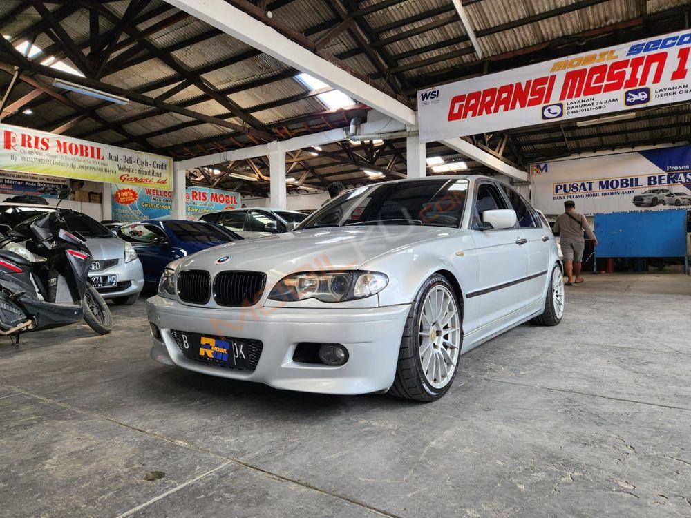 Mobil BMW 3 Series 2003