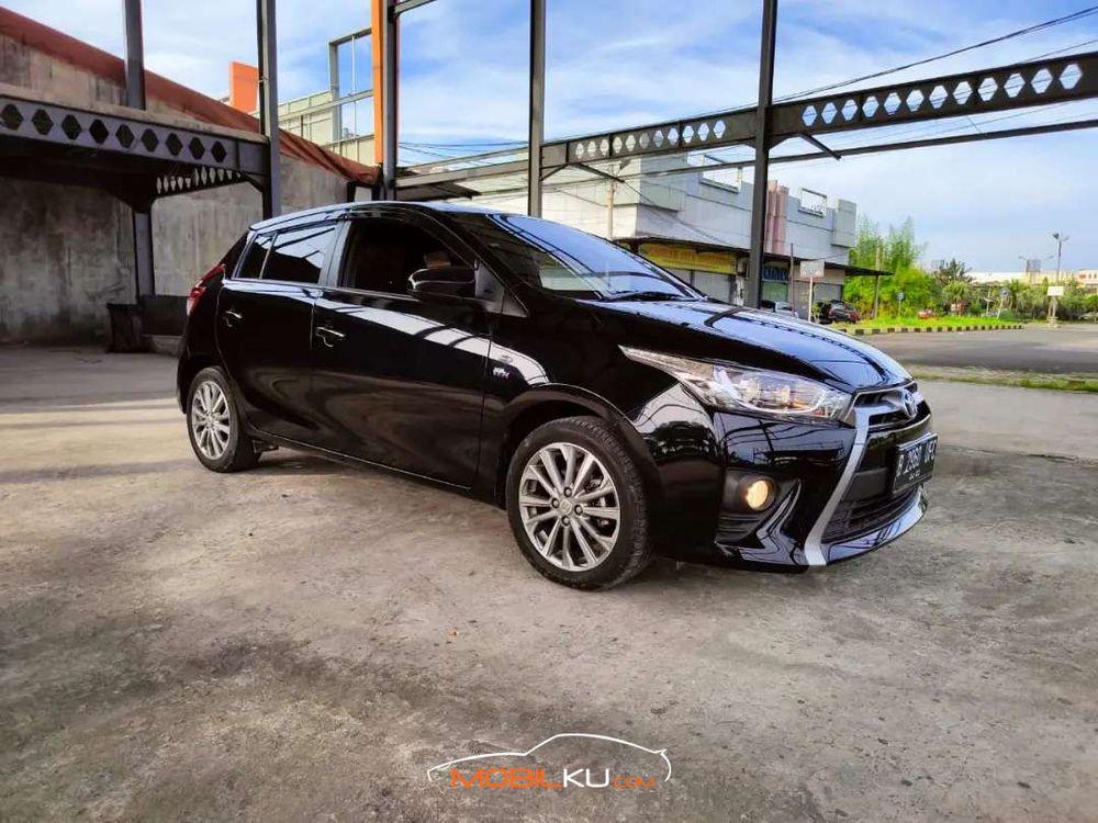 Mobil Toyota Yaris 2017