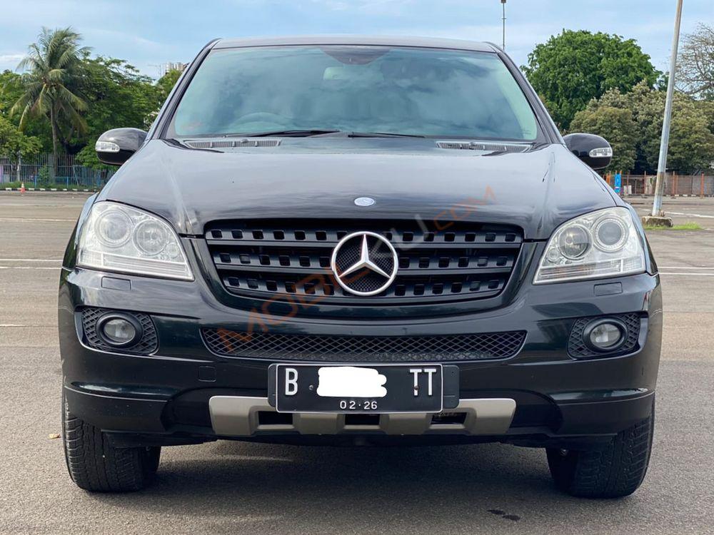 Mobil Mercedes-Benz ML 2006
