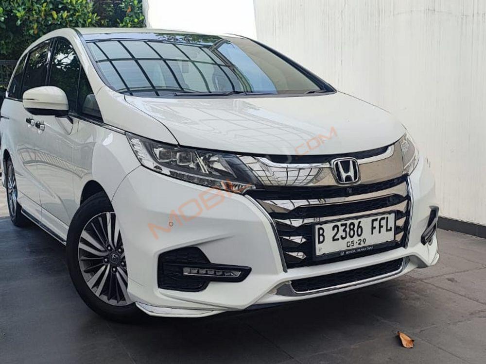Mobil Honda Odyssey 2020